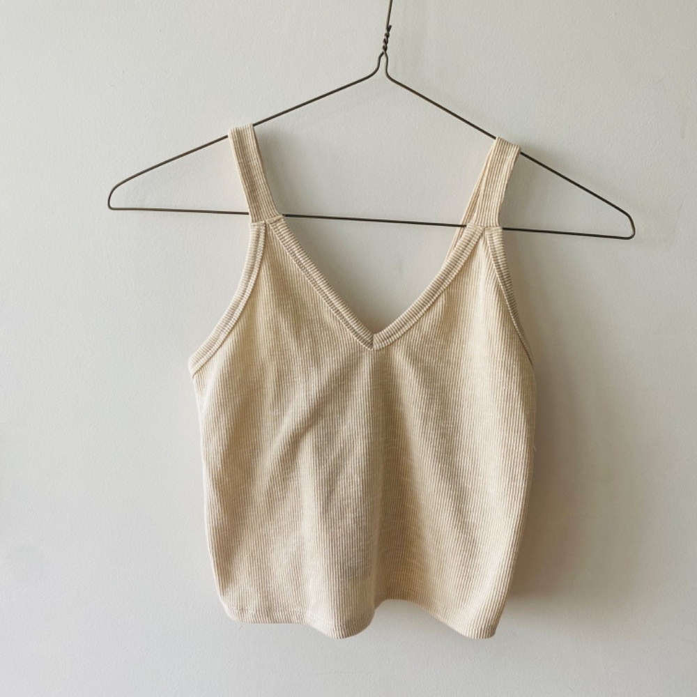 Tan Ribbed Tank - Picture 4 of 4